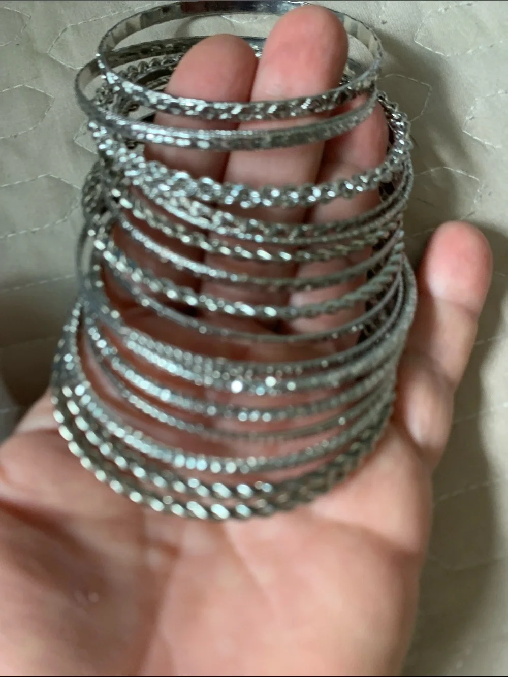 N/A chic silver